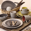 Glossy Glaze Lead Free High Quality Ceramic Dinnerware Set